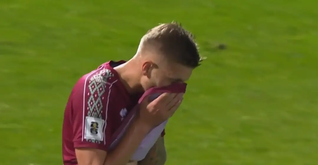 首发阵容总, 球解围, 龙送大礼